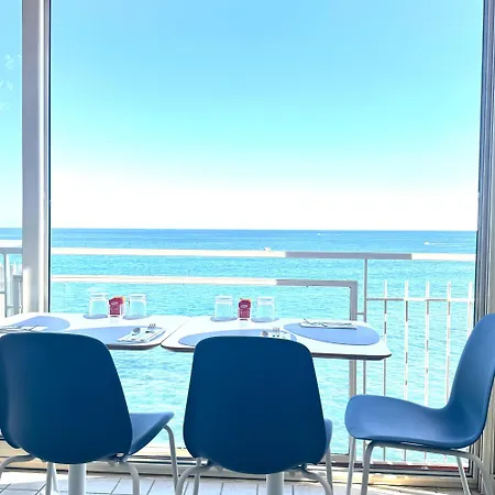 Nina Giardini Naxos