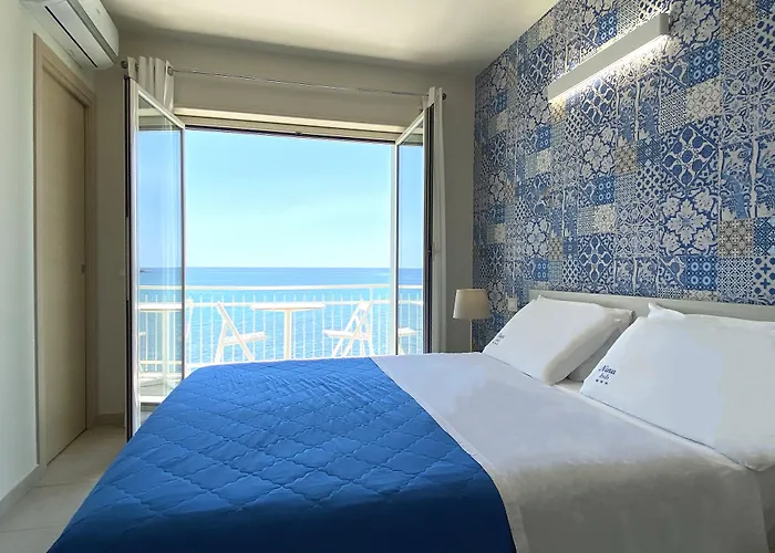 Nina Bed & Breakfast 3*