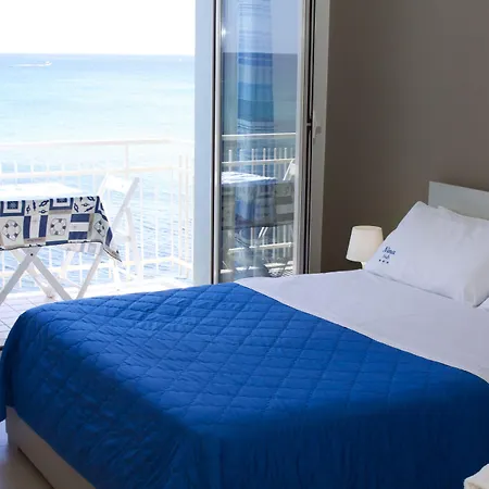 Nina Bed & Breakfast 3*